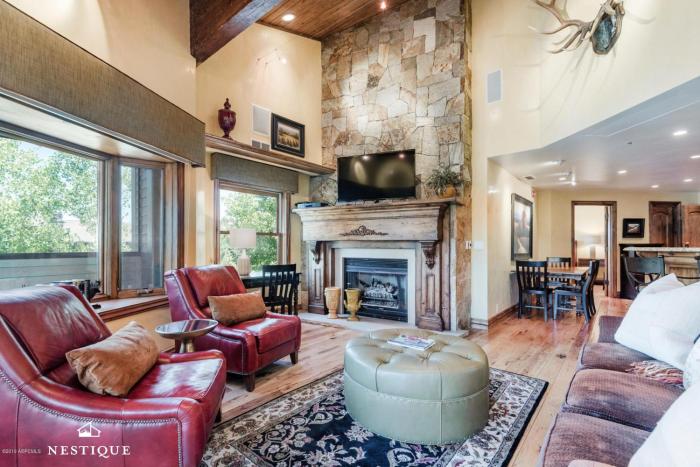 Royal Plaza Retreat at Silver Lake Village in Deer Valley Ski-In Ski-Out Condo Hosted by Nestique