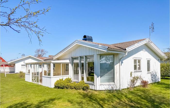 3 Bedroom Awesome Home In Falkenberg