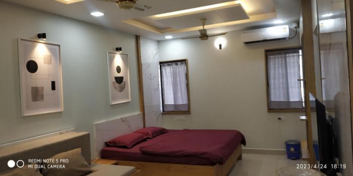 A luxury suit with a Balcony