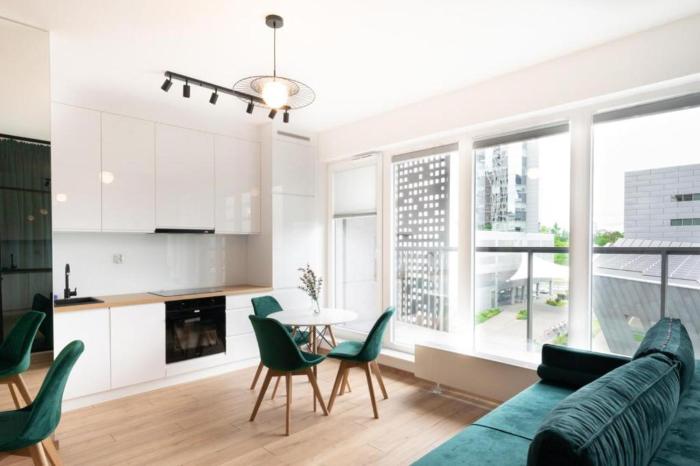 Golden Apartments-Sok15