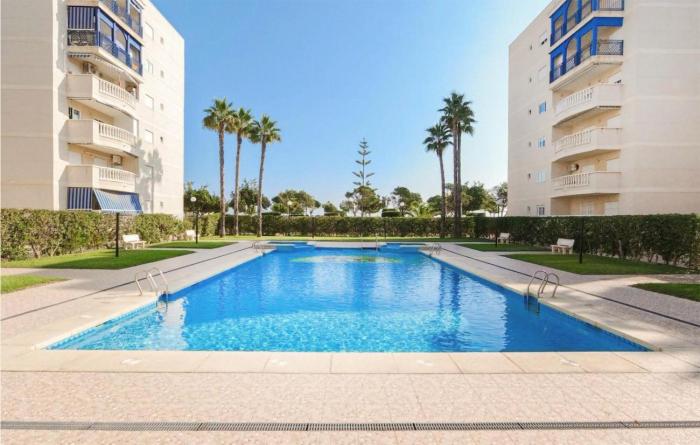 Nice Apartment In Los Arenales Del Sol