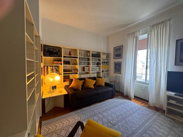 Casa Rosy Como Historic Centre