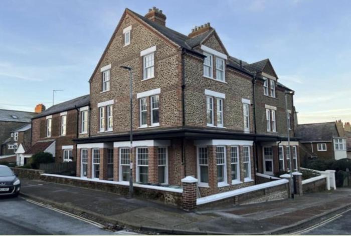 Victorian Villa, Hunstanton Norfolk Sleeps 20