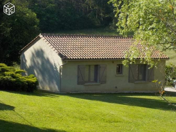 Gîte Bégonia dans un cadre idyllique, idéalement situé