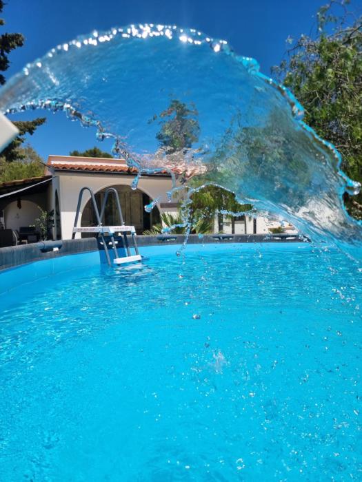 Villa Lido with pool and garden