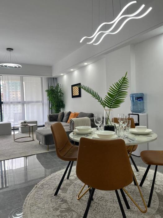 3bedroom apt kilimani heated pool