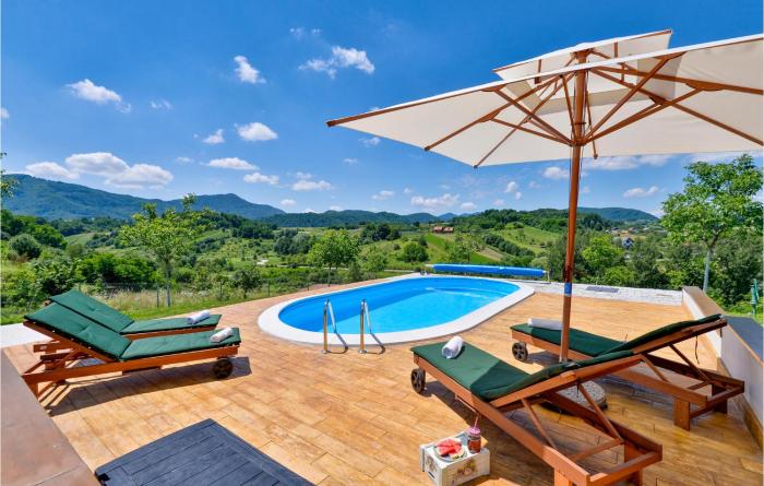 2 Bedroom Amazing Home In Lepoglava