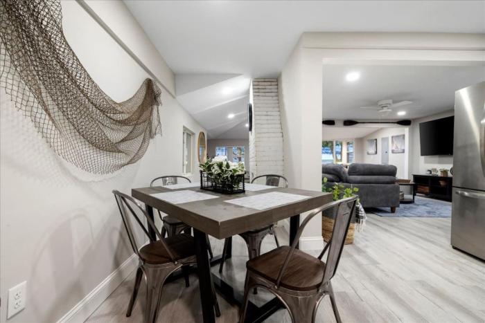 Park Peaks on the Beach Sleeps 12