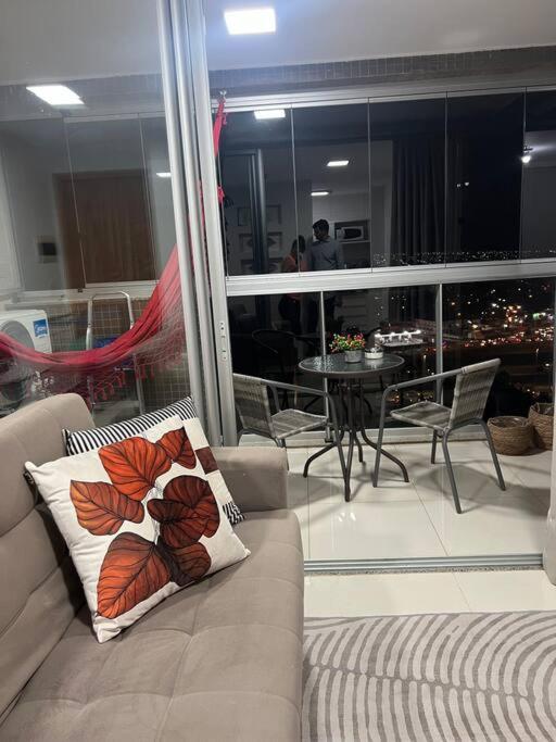 Apt luxo, vista belíssima, 2 suítes Df plaza