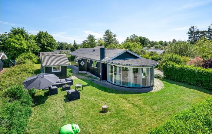 6 Bedroom Cozy Home In Slagelse