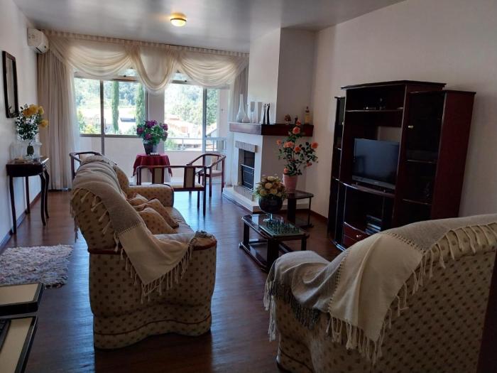 Apto Mozzafiato 2 Quartos no Centro