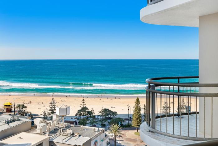 U1 - Sit back & enjoy these relaxing views