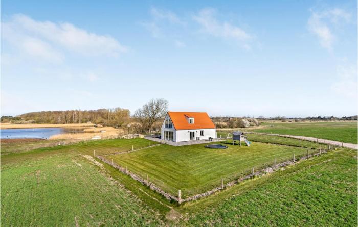 Stunning Home In Lundby With Kitchen