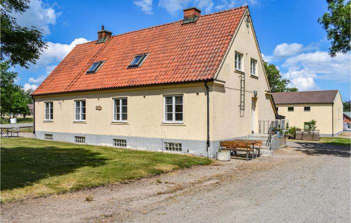 Awesome Home In Tomelilla With Wifi