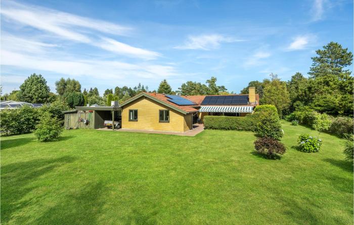 Lovely Home In Idestrup With Wifi