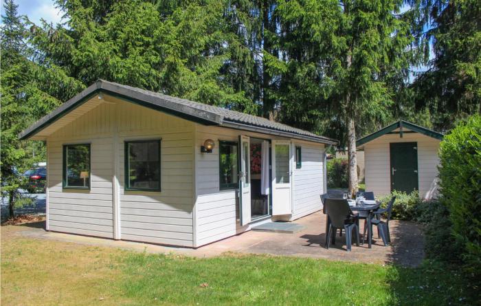 Gorgeous Home In Vorden With Kitchen