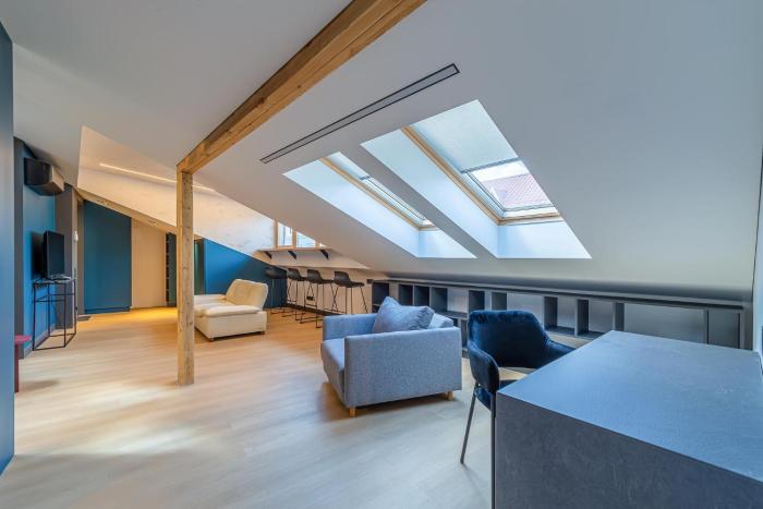 Jazz Old Town apartment with AC