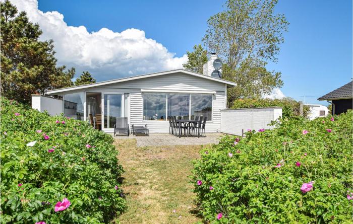 Three-Bedroom Holiday Home In Juelsminde