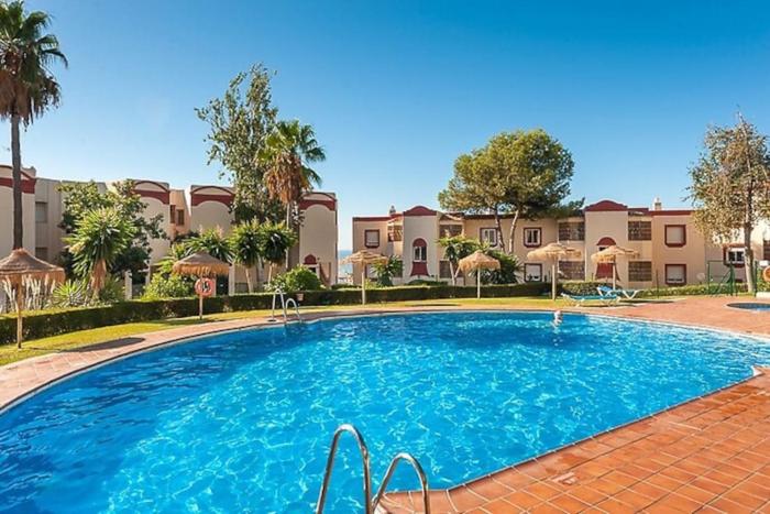 Apartment with sea view in Riviera del sol