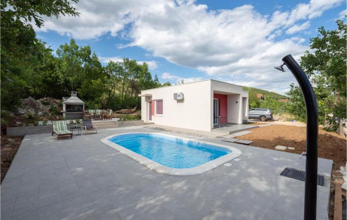 Gorgeous Home In Muc With Wifi