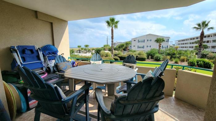 DeSoto Beach Club 107 by Tybee Beach Vacation Rentals