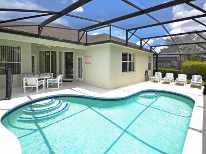 3 Bedroom Budget Home - Private Pool