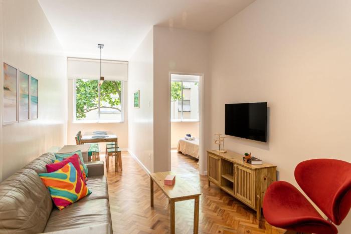 3Qts a 50m da Praia de Copacabana | SQC 12301