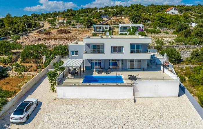 Beautiful Home In Sevid Na Moru