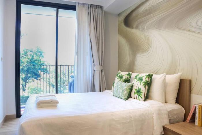 1bdr Golf View Sky Park 4th floor