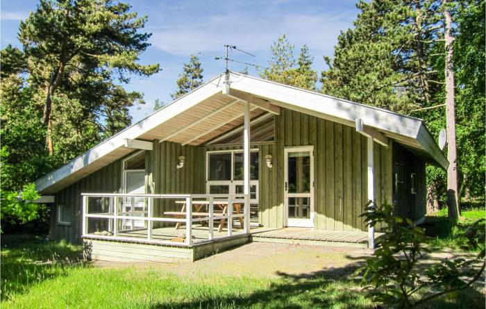 Nice Home In Nexø With Wifi