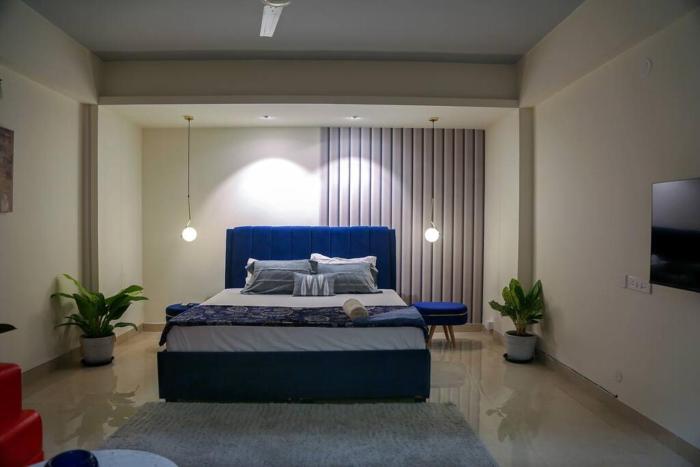 Casa Nova 1 Bedroom & Shared Kitchen-Gachibowli