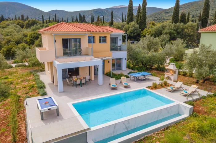 Villa Corelli by Villa Plus