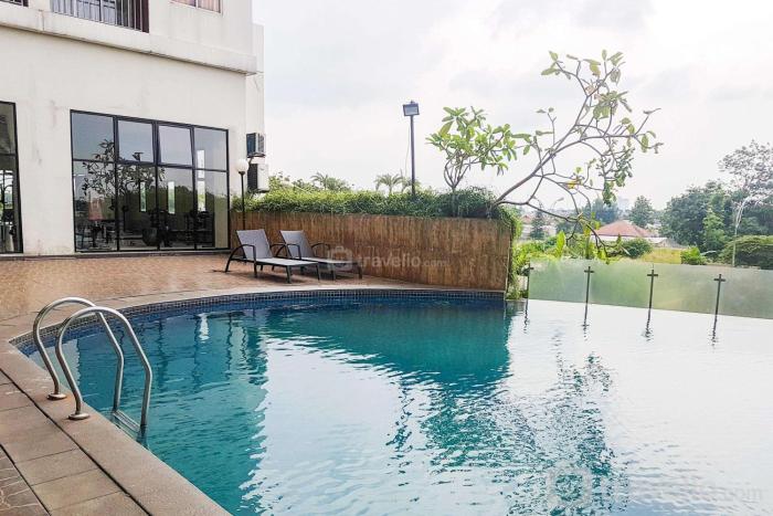 Cozy and Simply Studio at Serpong Greenview Apartment By Travelio