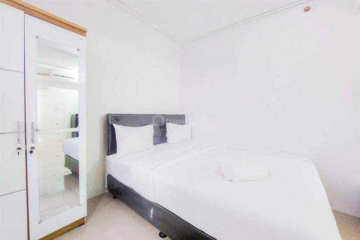 Well Furnished with Cozy Designed Studio Urbantown Serpong Apartment By Travelio