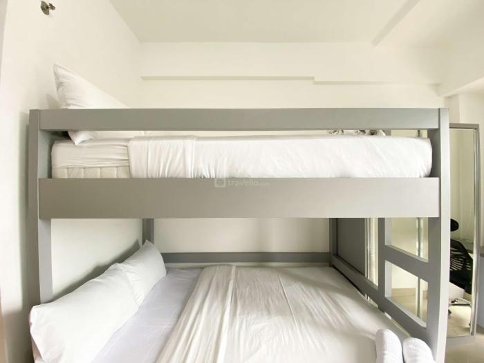 Cozy Stay Studio at Sayana Bekasi Apartment By Travelio