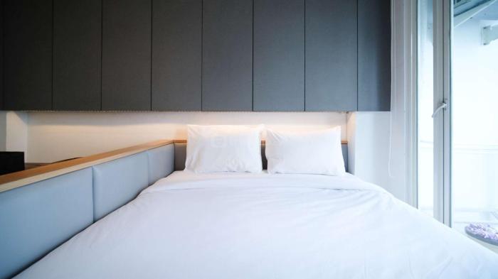 Homey Studio at Orchard Supermall Mansion Apartment By Travelio