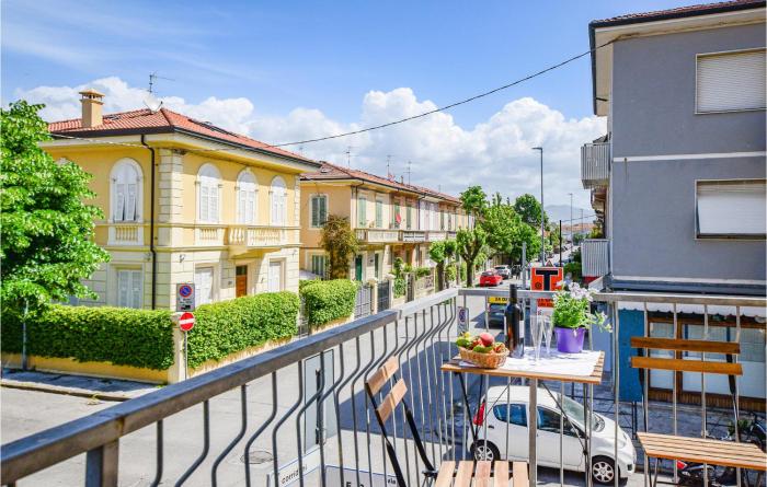 Awesome Apartment In Viareggio