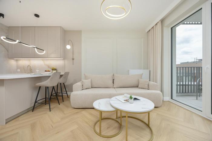 Żupnicza Elegant Apartment with Balcony Warsaw by Noclegi Renters