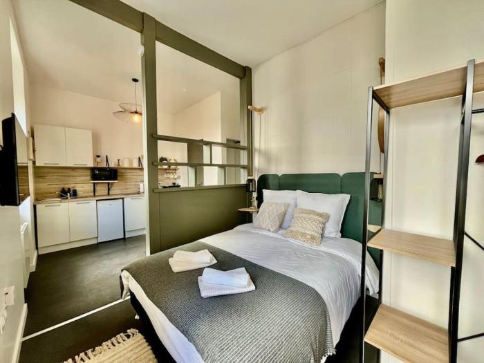 Studio très calme rue Encombe Vineuse DABNB