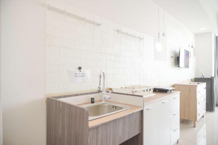 Comfortable Studio at Harco Mangga Besar Apartment By Travelio