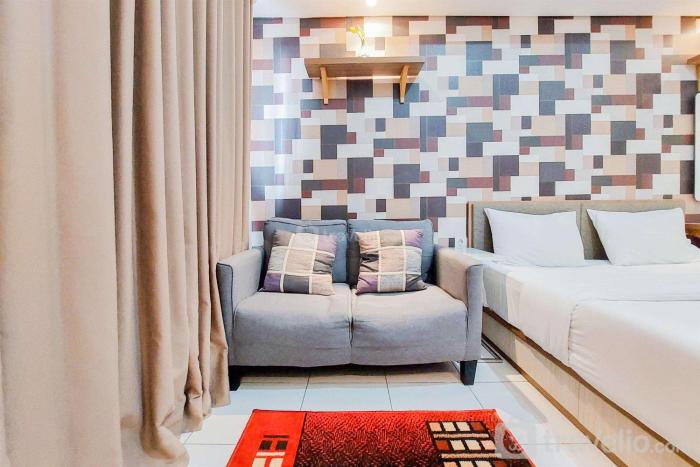 Warm and Homey Studio Room Casa de Parco Apartment By Travelio