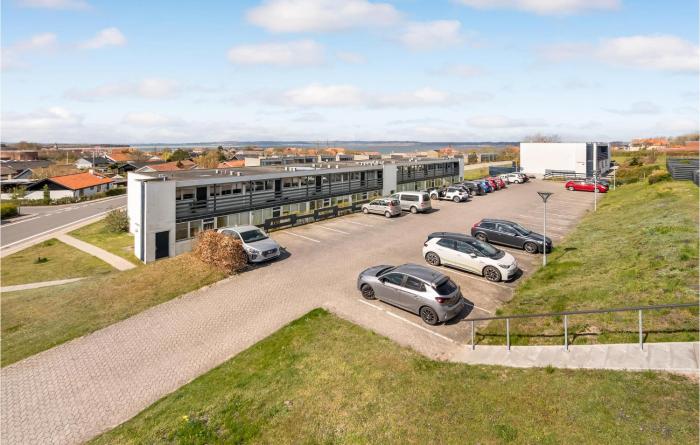 Amazing Apartment In Ebeltoft With Wifi