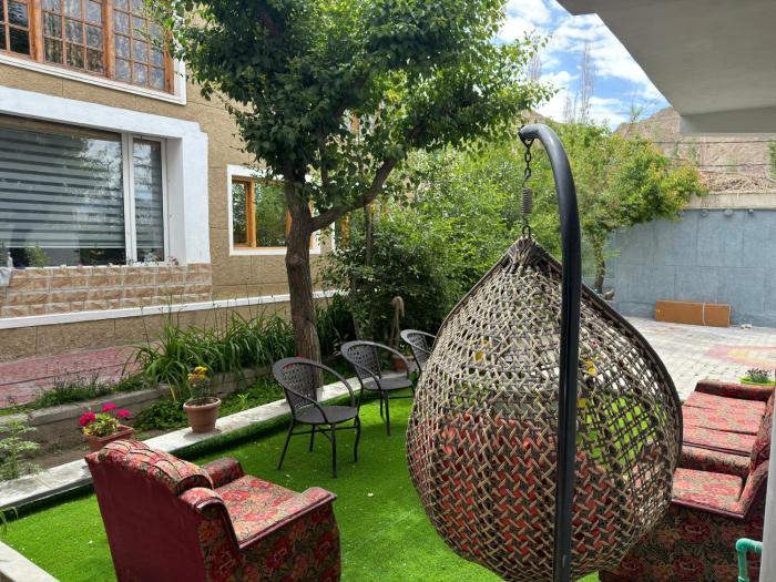 Taj Guest House, Leh