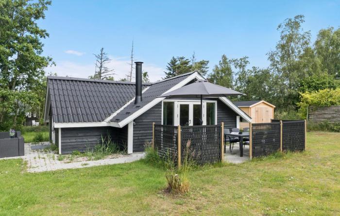 Amazing Home In Gedser With Kitchen