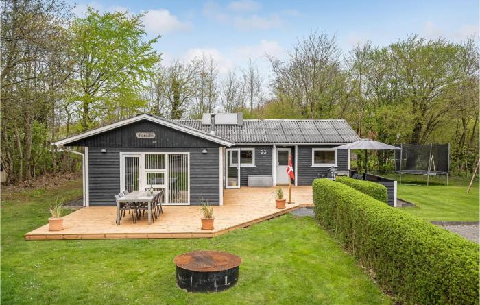 Four-Bedroom Holiday Home In Hemmet