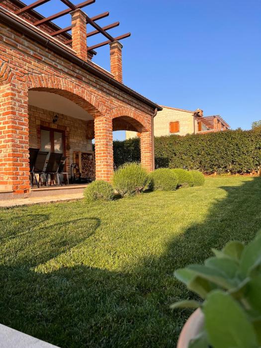 Family friendly house with a swimming pool Butkovici, Central Istria - Sredisnja Istra - 22788