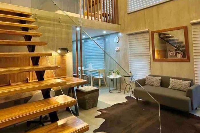 Romantic, Comfy Loft with Private Onsen