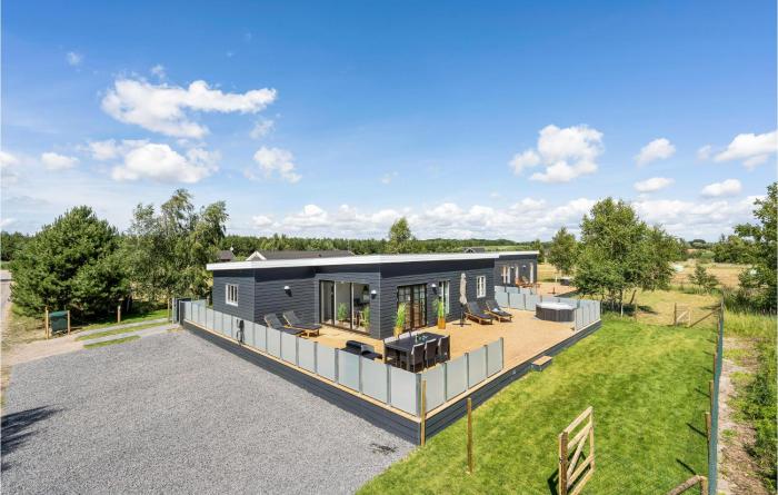 2 Bedroom Amazing Home In Rødby