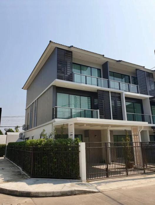 Modern&Peace full home 4BR near Airport