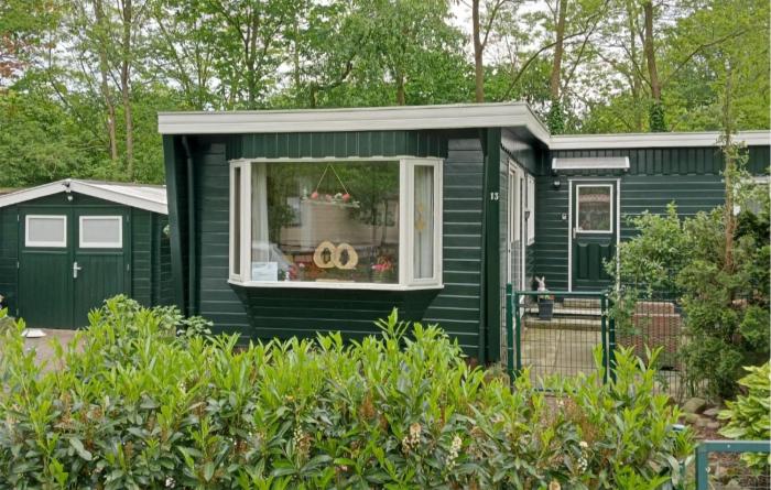 Nice Stacaravan In Reutum With Wifi